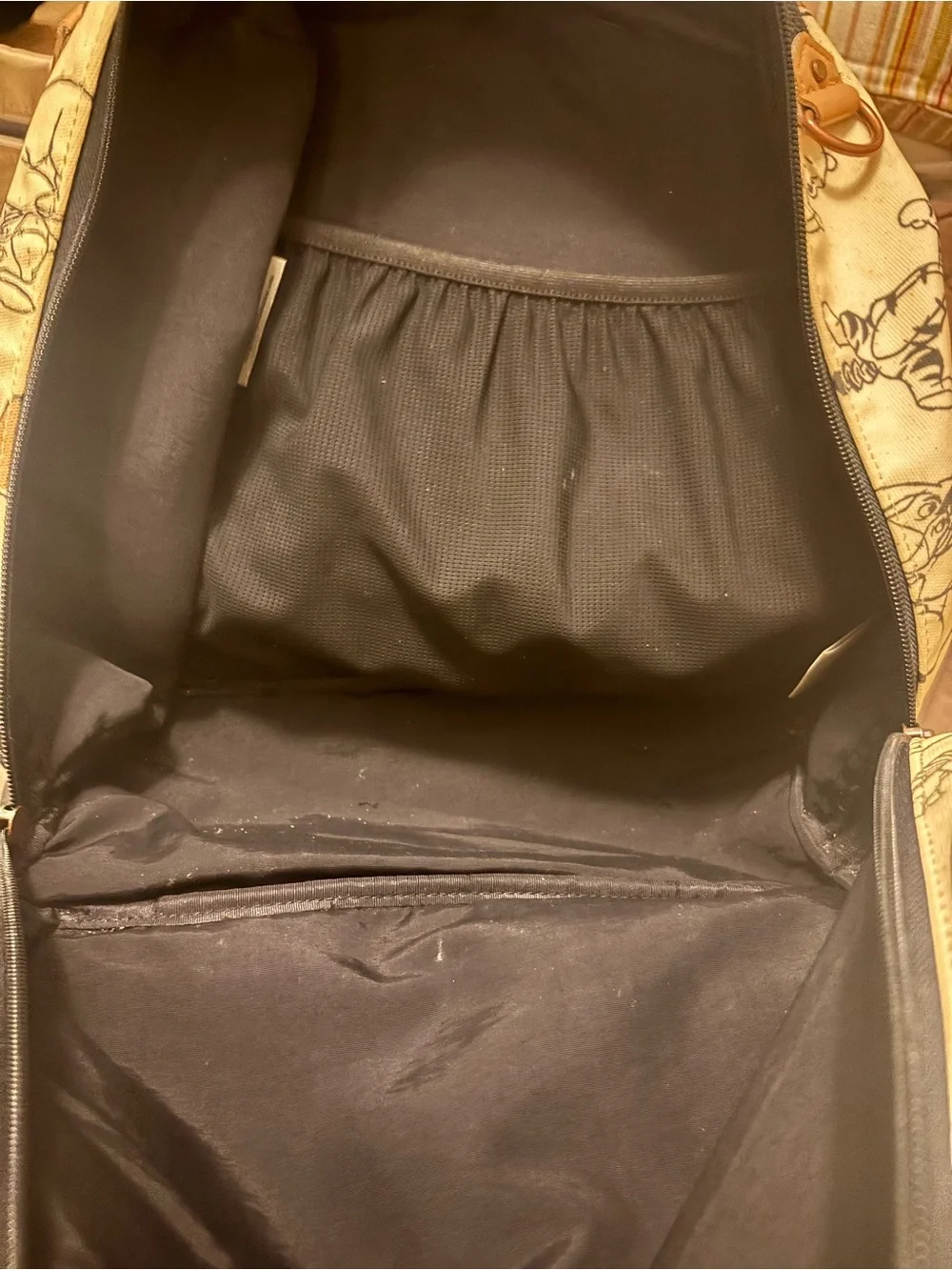 Petunia Pickle Bottom – District Backpack Diaper Bag Winnie the Pooh insulated